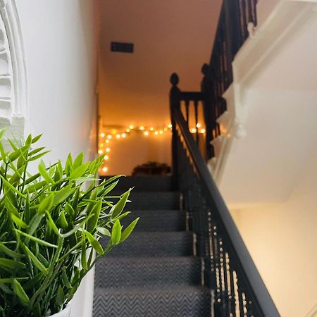 Woodford Hotel Londyn Zewnętrze zdjęcie