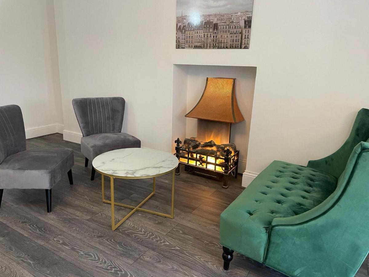 Woodford Hotel Londyn Zewnętrze zdjęcie