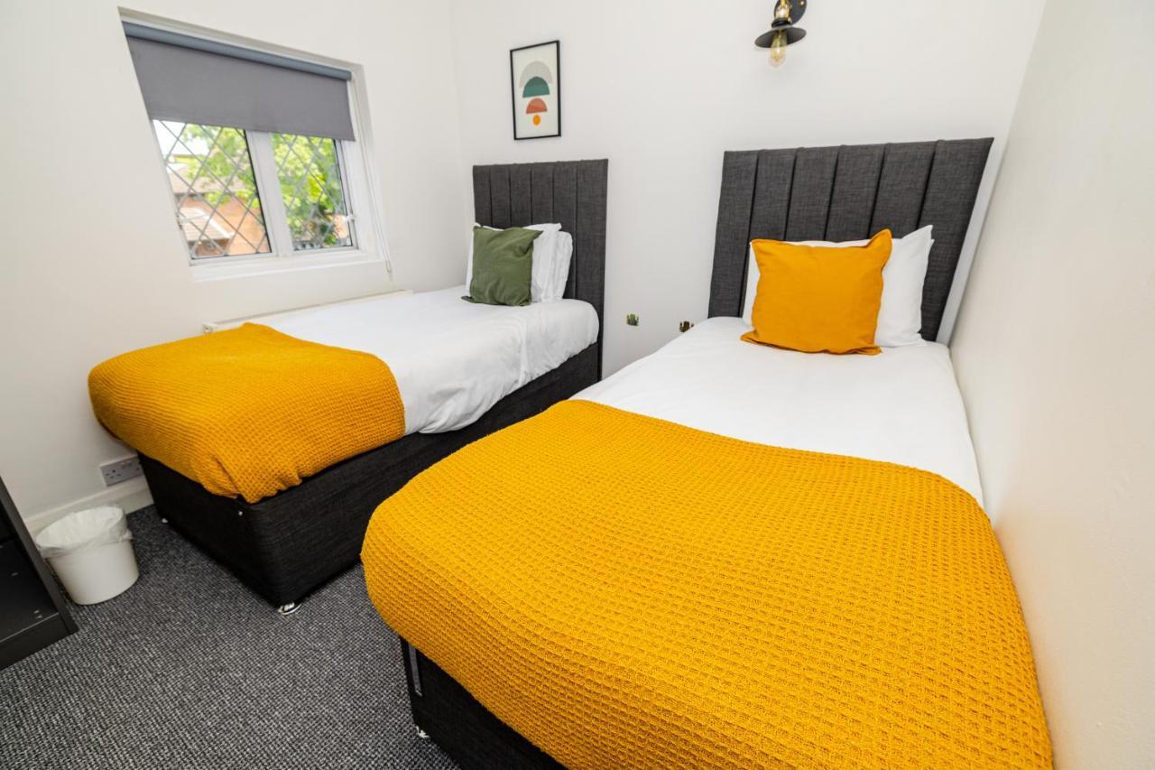 Woodford Hotel Londyn Zewnętrze zdjęcie