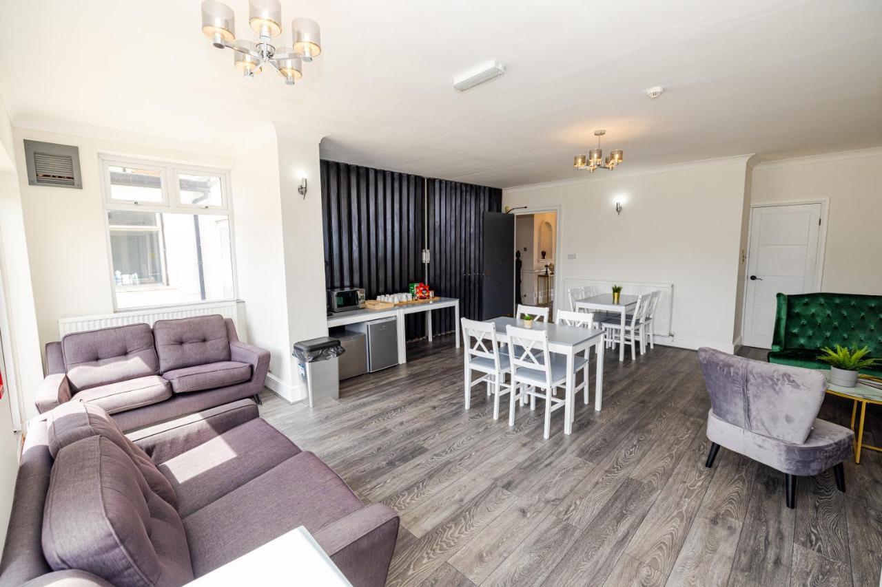 Woodford Hotel Londyn Zewnętrze zdjęcie