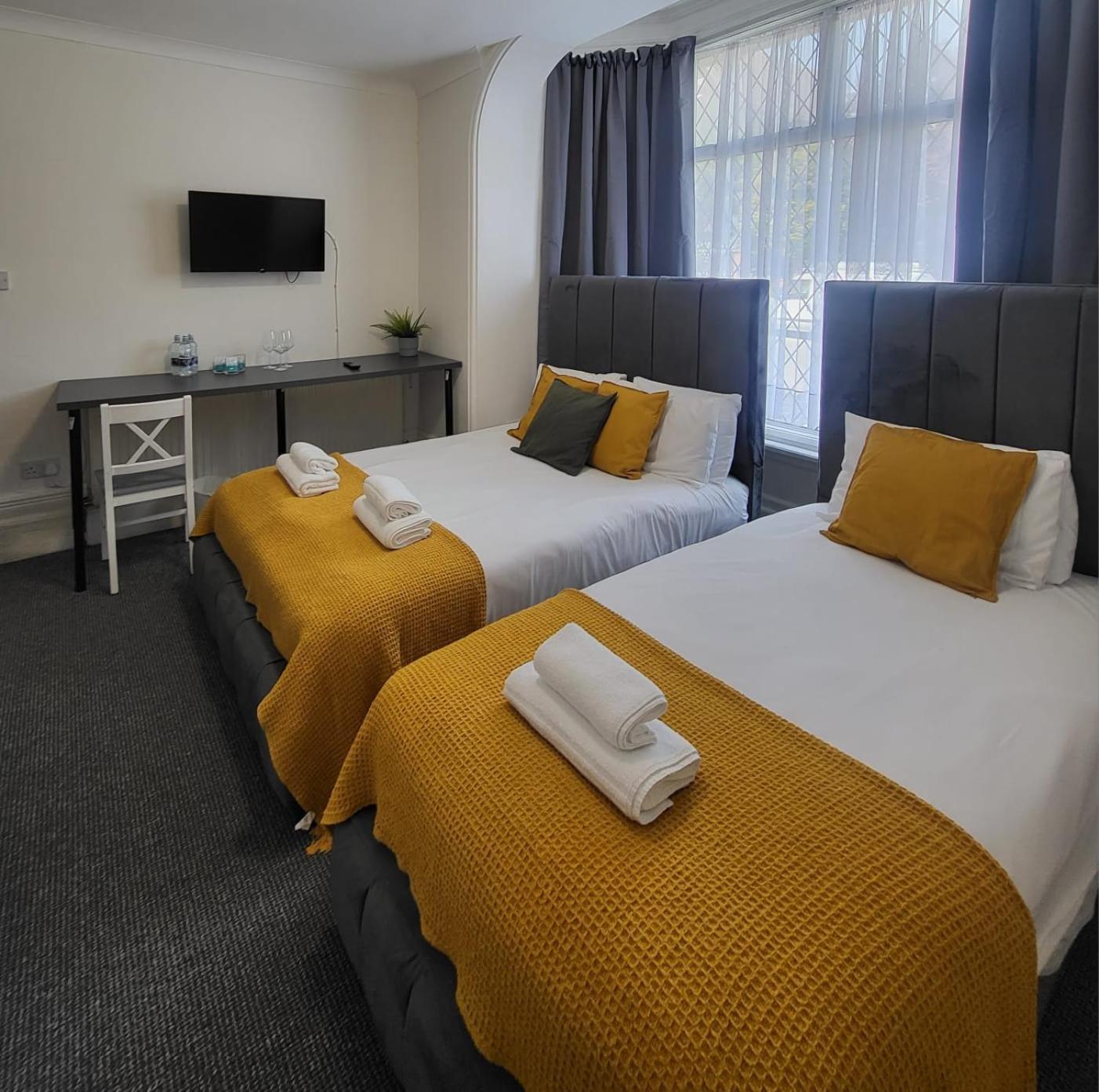 Woodford Hotel Londyn Zewnętrze zdjęcie