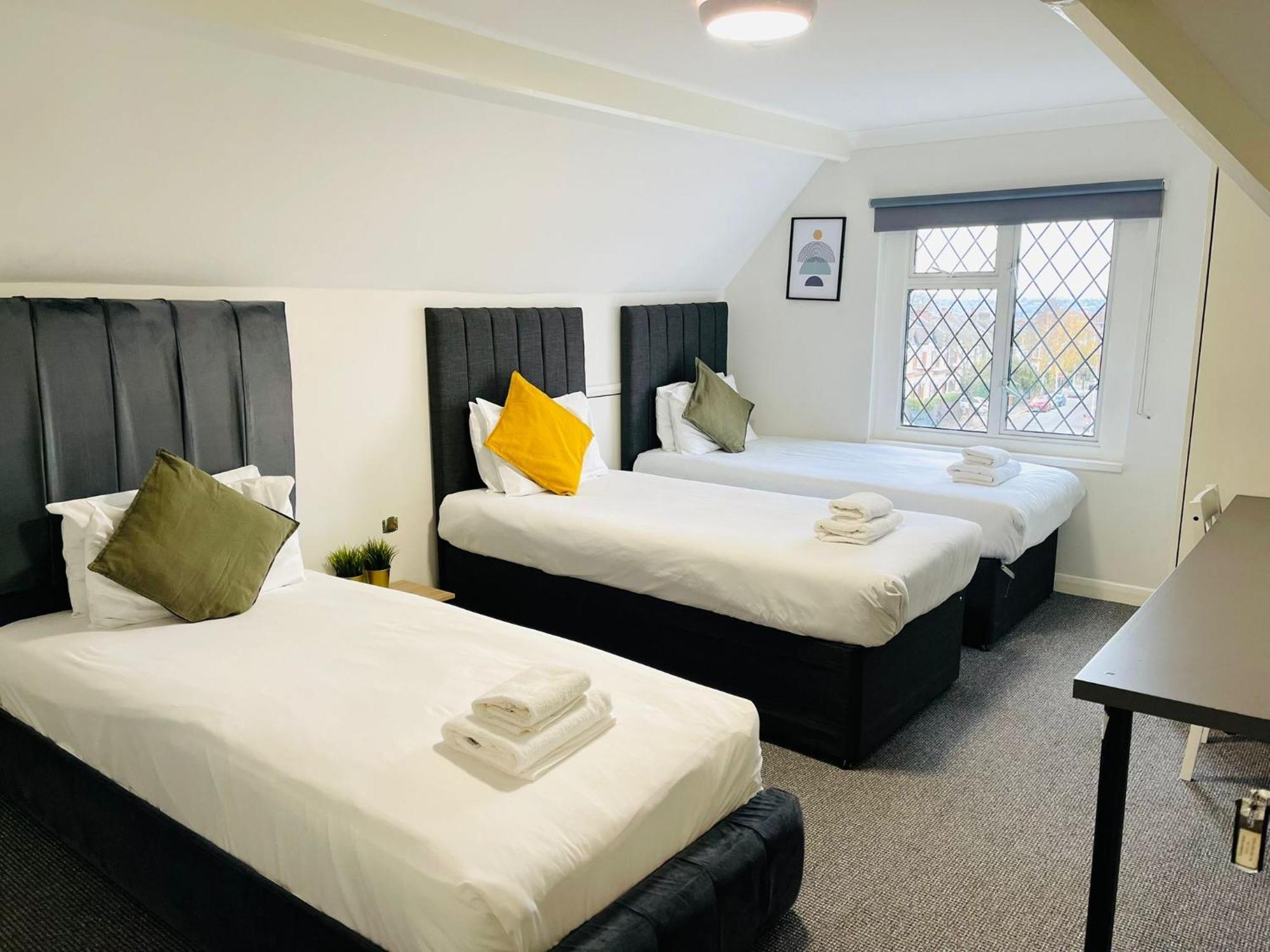 Woodford Hotel Londyn Zewnętrze zdjęcie