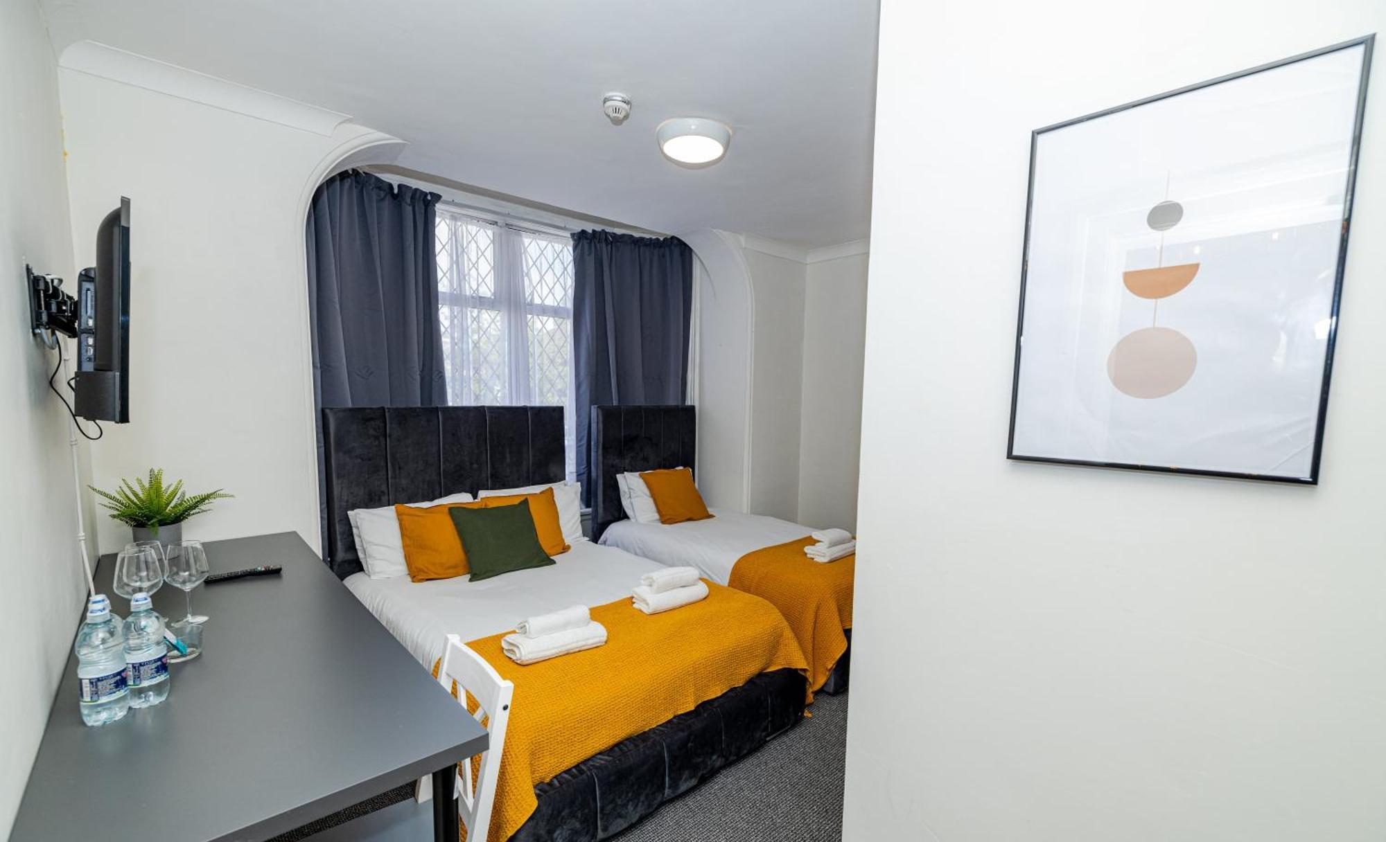 Woodford Hotel Londyn Zewnętrze zdjęcie