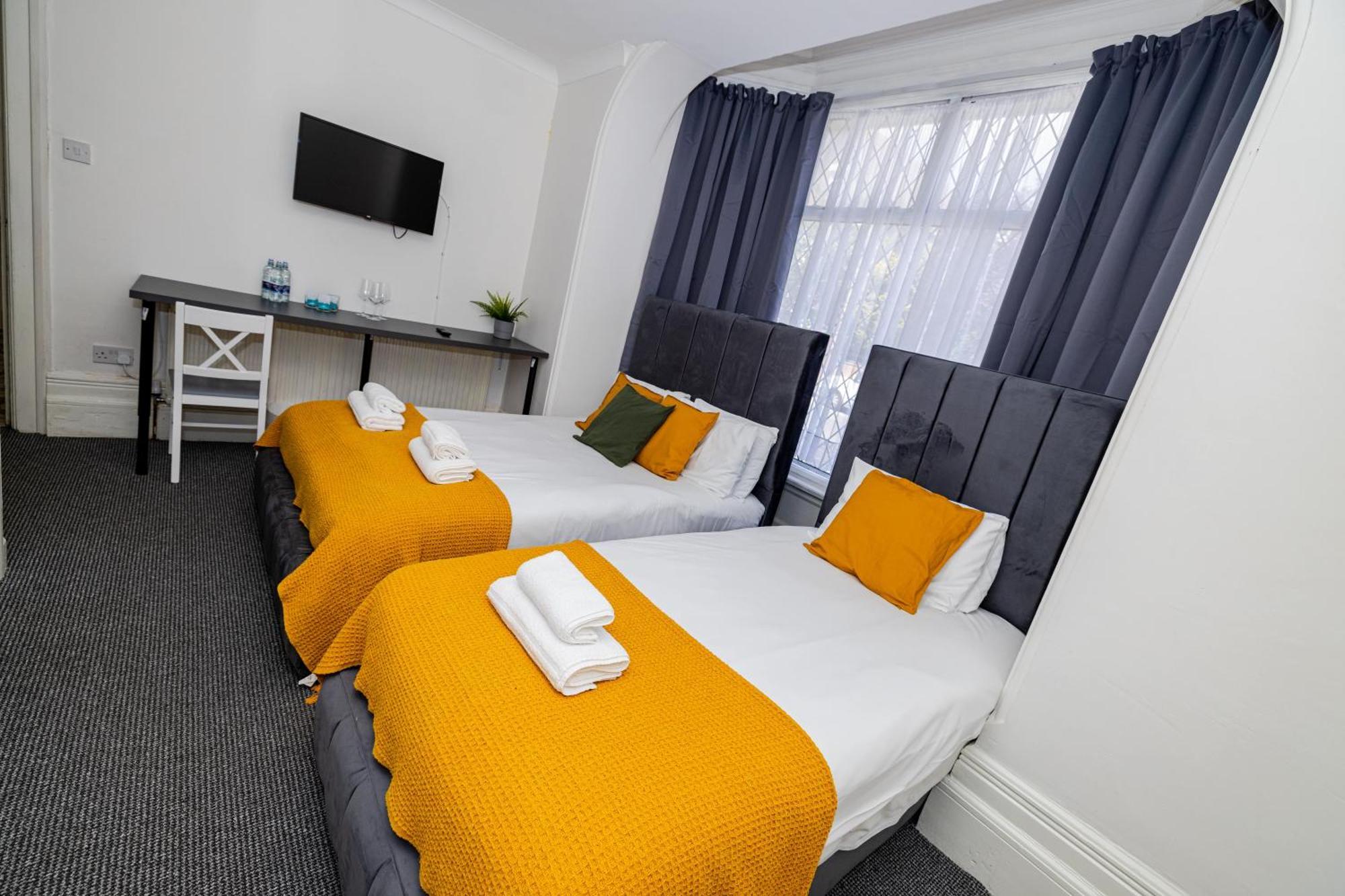 Woodford Hotel Londyn Zewnętrze zdjęcie