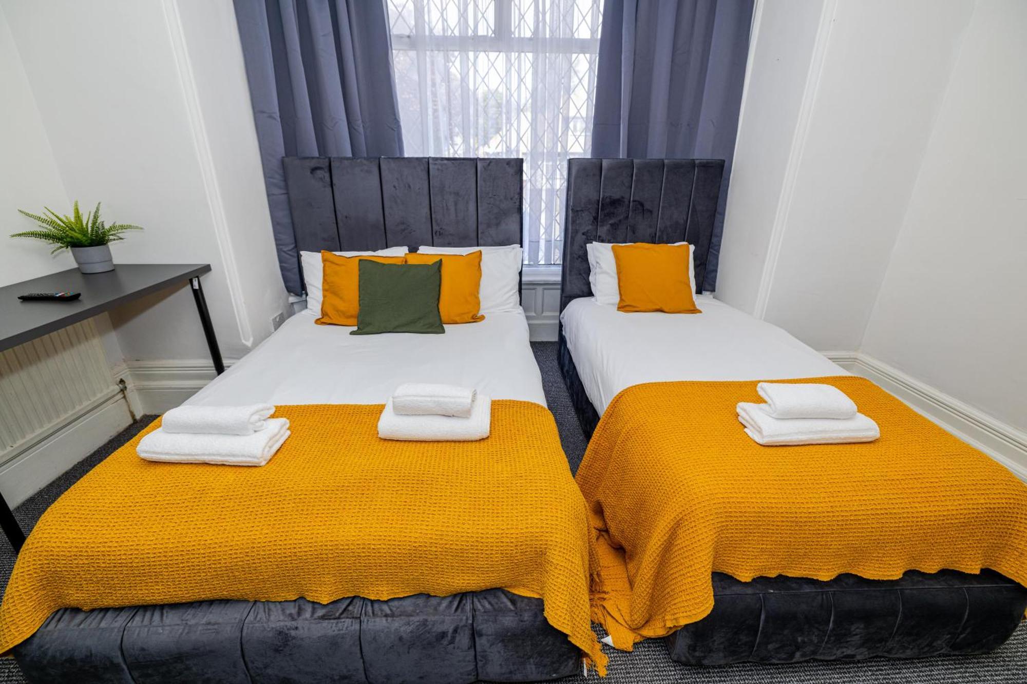 Woodford Hotel Londyn Zewnętrze zdjęcie