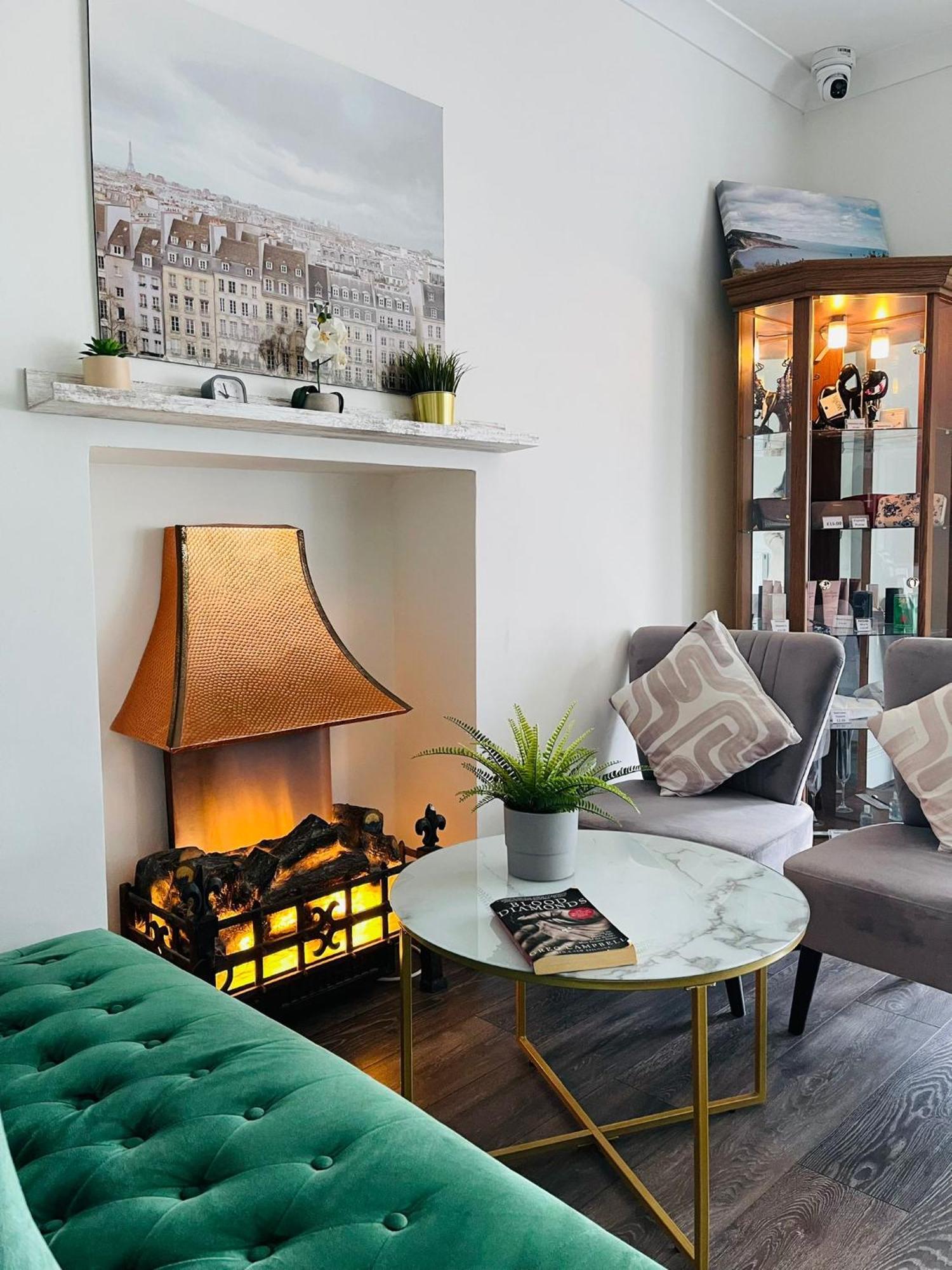 Woodford Hotel Londyn Zewnętrze zdjęcie